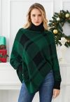 Poncho de punto con cuello alto y cuadros festivos en color verde