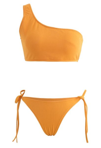 Conjunto de bikini de talle bajo con lazo lateral de un hombro en mostaza