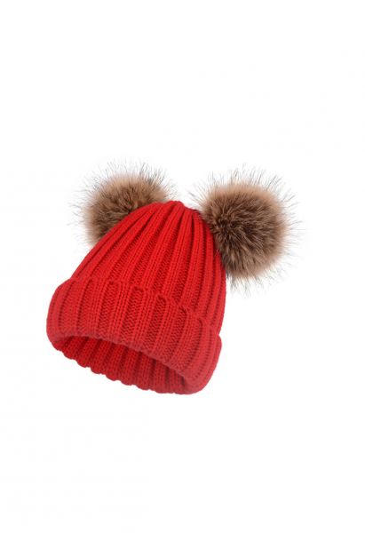 Gorro Beanie de punto Fuzzy Pom-Pom en rojo