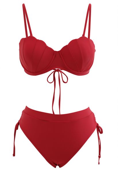 Conjunto de bikini en forma de concha marina en rojo