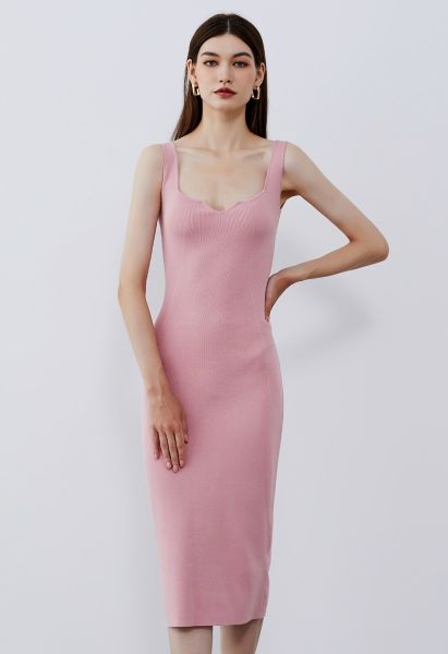 Vestido ajustado de punto con escote de muesca en rosa