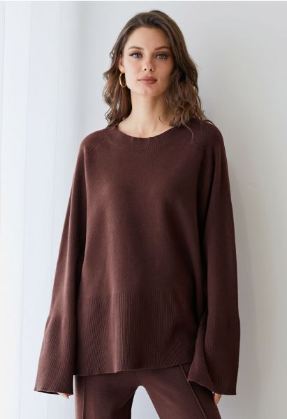 Suéter de punto suave con detalle de canalé y dobladillo con abertura en marrón