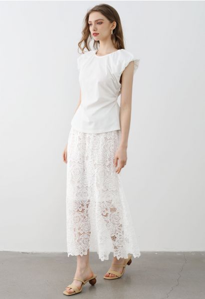 Exquisita falda larga de encaje con diseño de rosas en blanco
