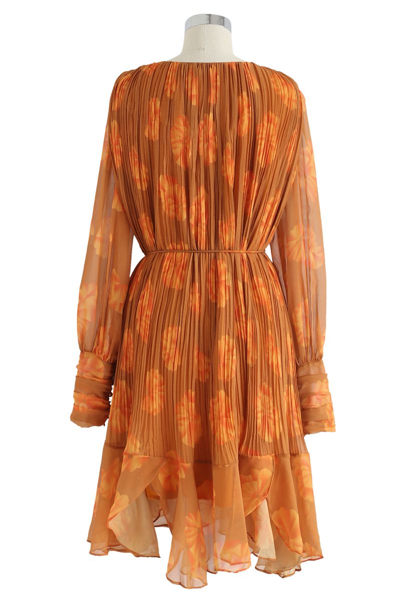 Vestido de chifón plisado con mangas transparentes florales en naranja