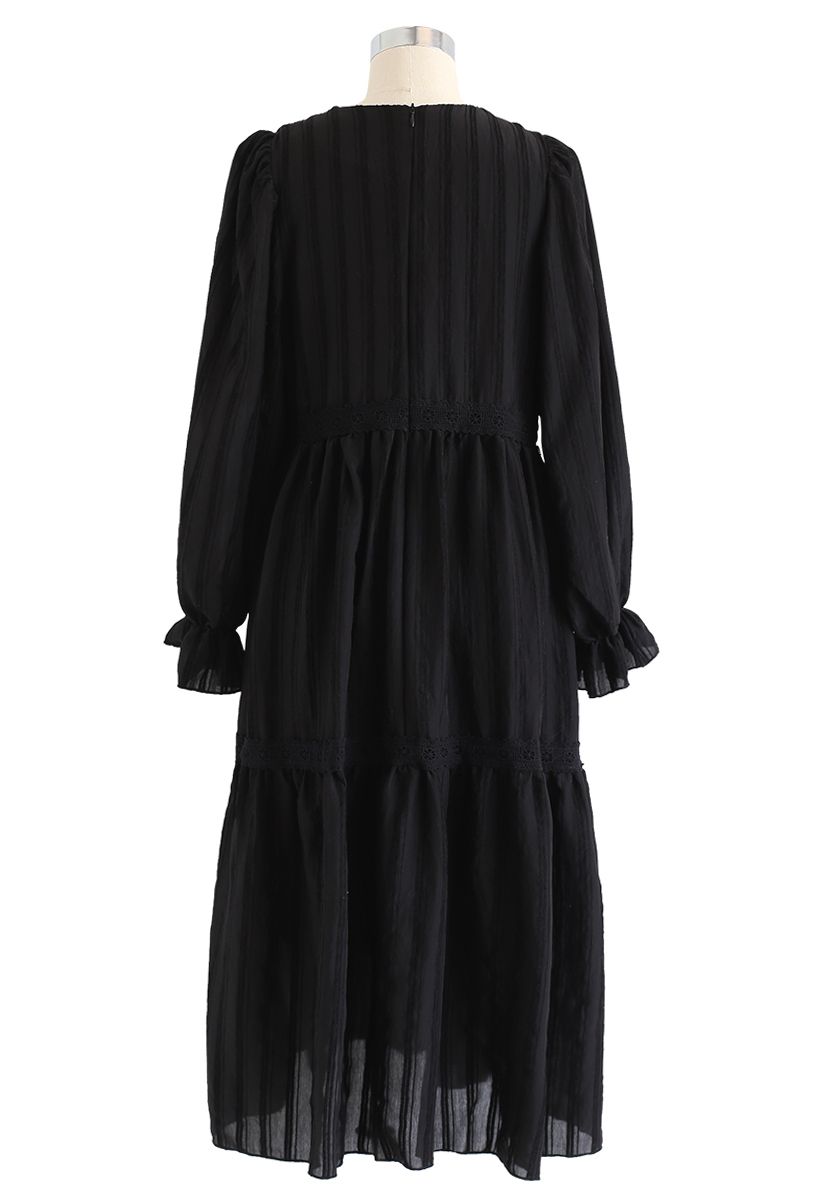 Vestido Dolly con ribete de croché y mangas abullonadas en negro