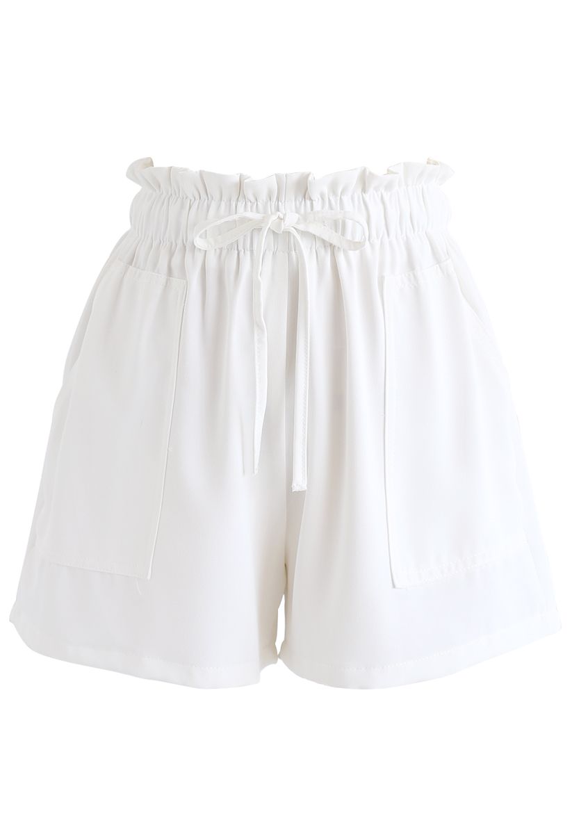 Shorts blancos con bolsillos en la cintura PaperBag