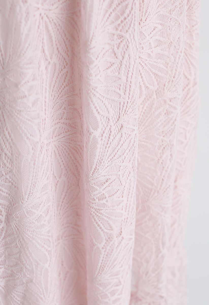 Vestido de encaje con ribete de croché y lazo en rosa