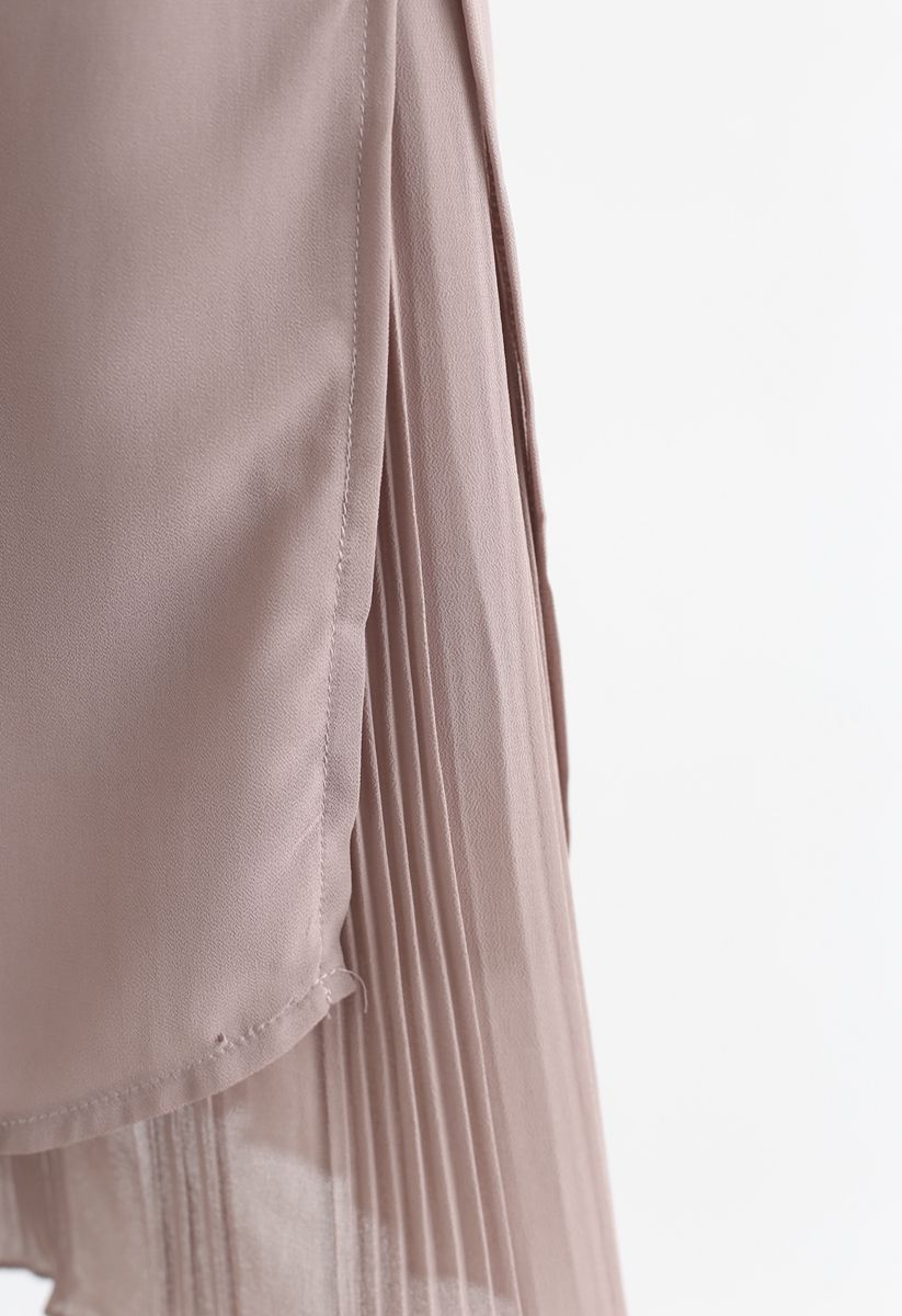 Pantalones cortos de gasa con dobladillo plisado dividido en rosa polvoriento