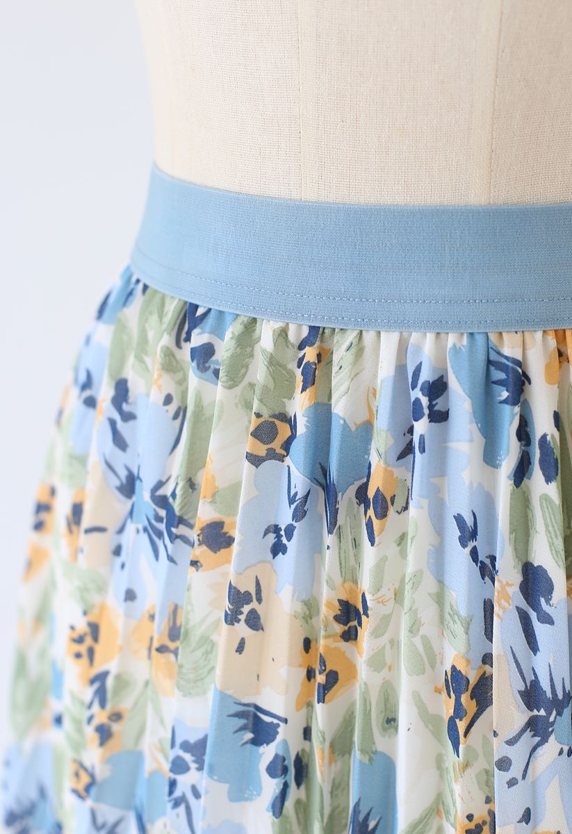 Falda de gasa plisada acuarela floral con dobladillo de encaje en azul polvoriento