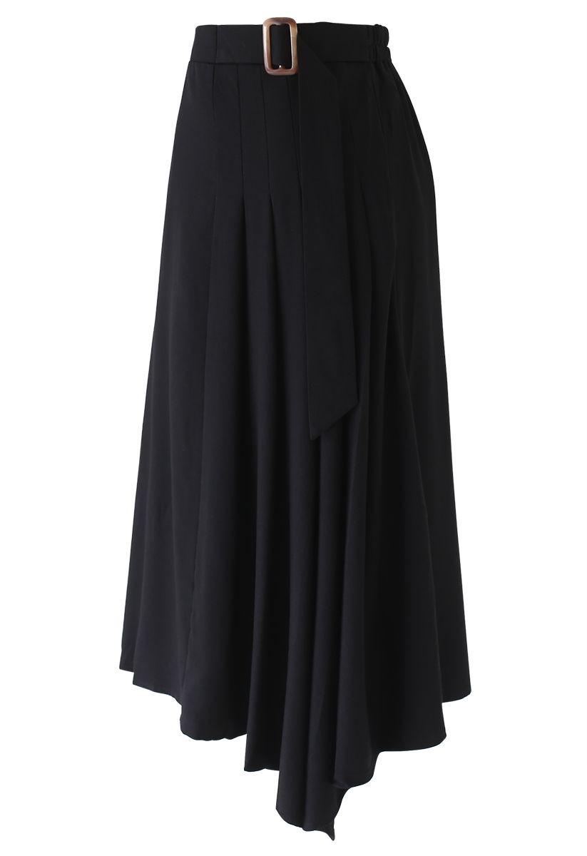 Falda midi con cinturón y detalles plisados en negro