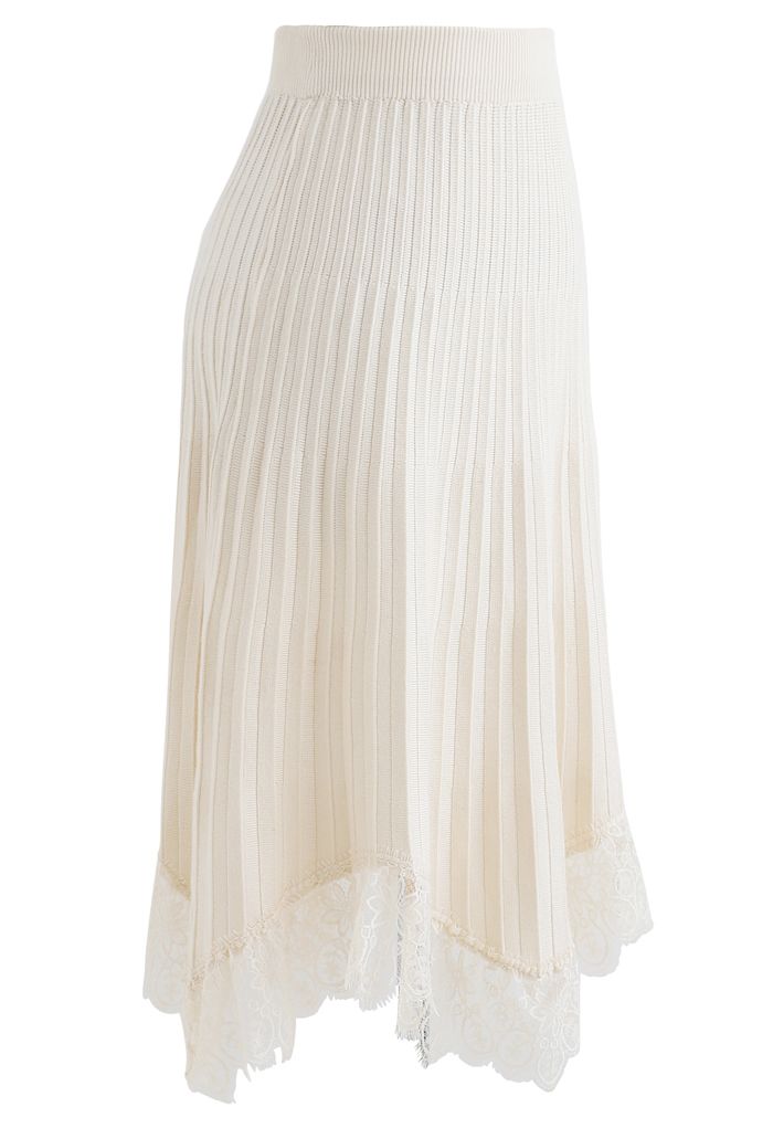 Falda midi de punto plisada con ribete de encaje en color crema