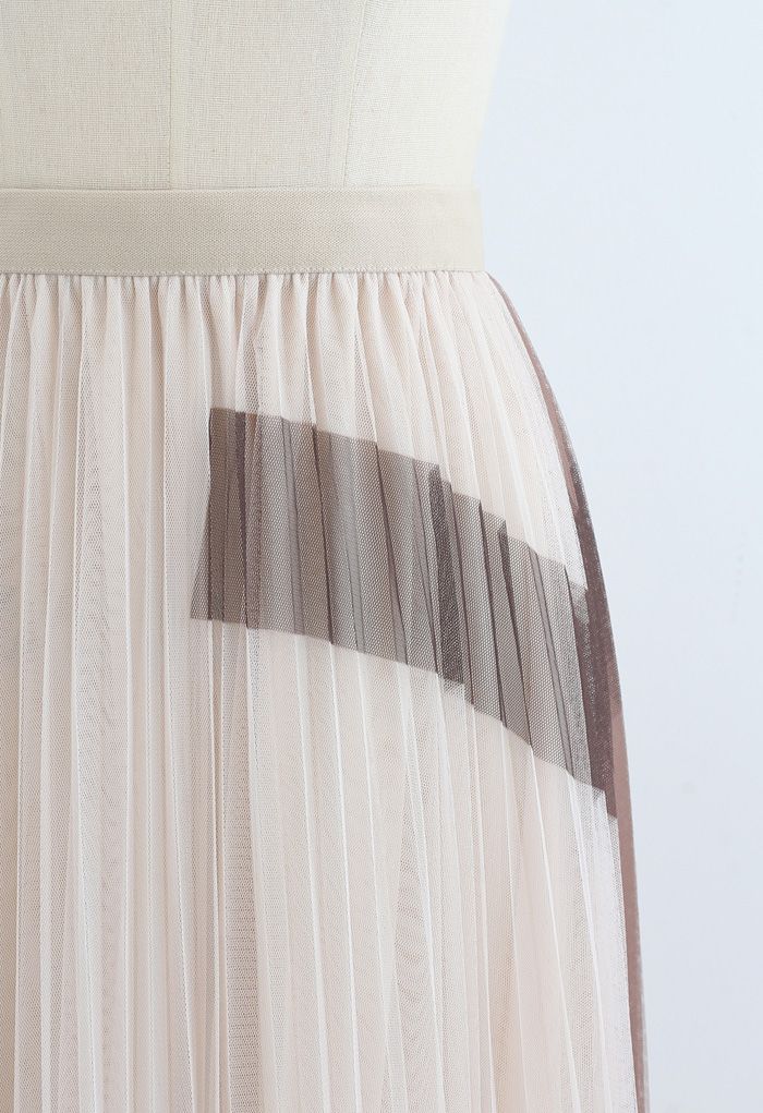Falda de malla de doble capa con bloques de color en tostado