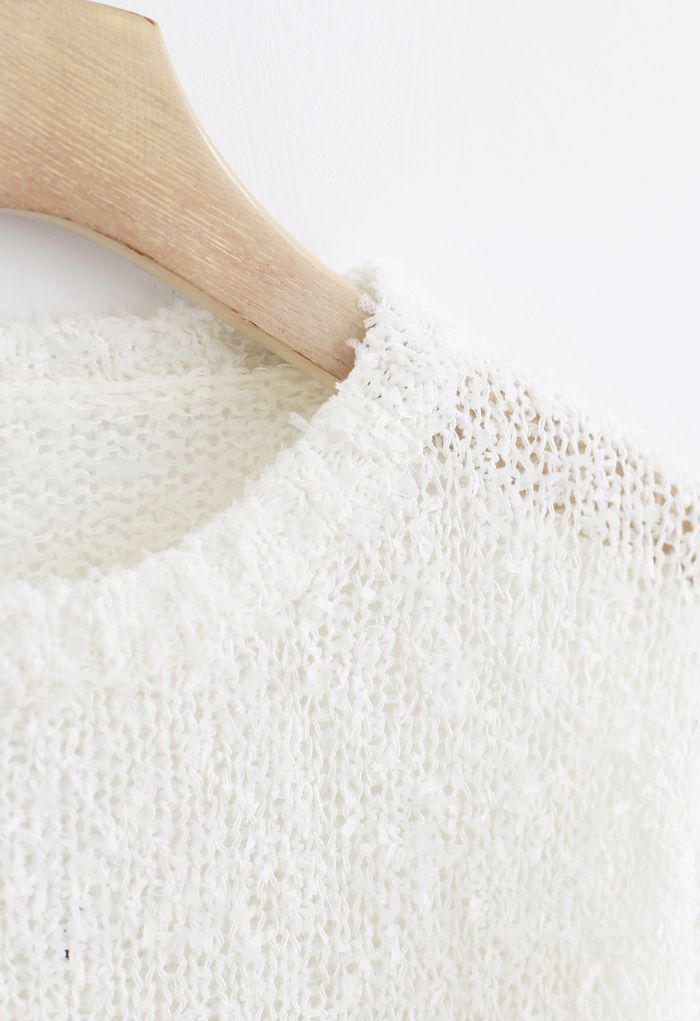 Suéter de punto calado esponjoso recortado en blanco