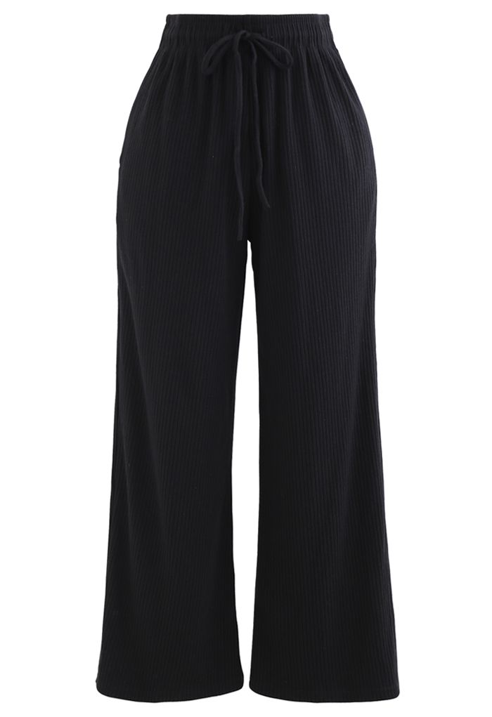 Pantalones cortos de punto de pernera ancha con cordón en negro
