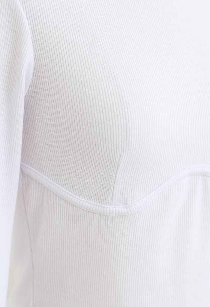 Top corto blanco de manga larga de algodón