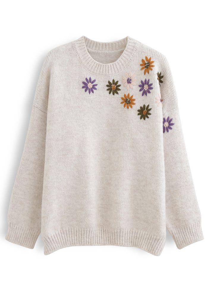 Suéter de punto bordado floral con cuello redondo en marfil
