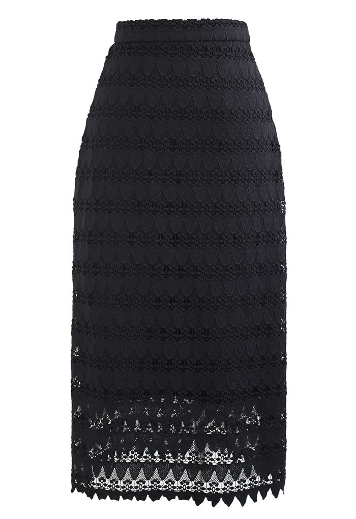 Falda de tubo de croché completo con dobladillo enrollado en negro