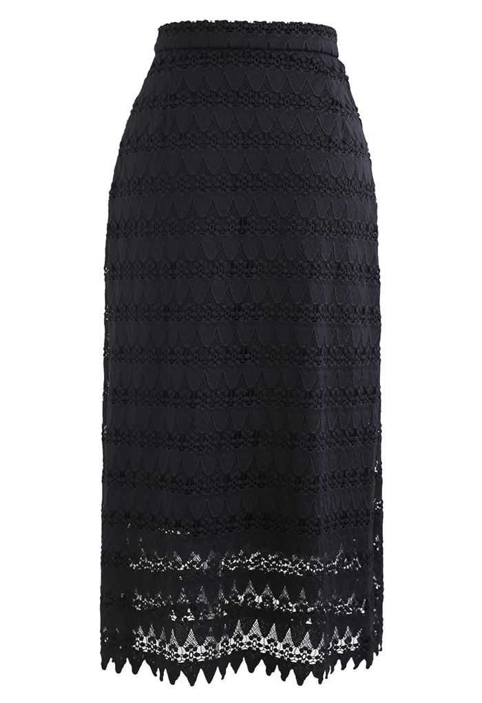 Falda de tubo de croché completo con dobladillo enrollado en negro