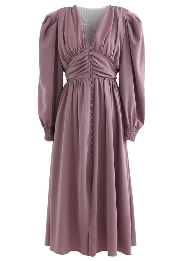 Vestido de gasa con botones fruncidos y hombros abullonados en lila