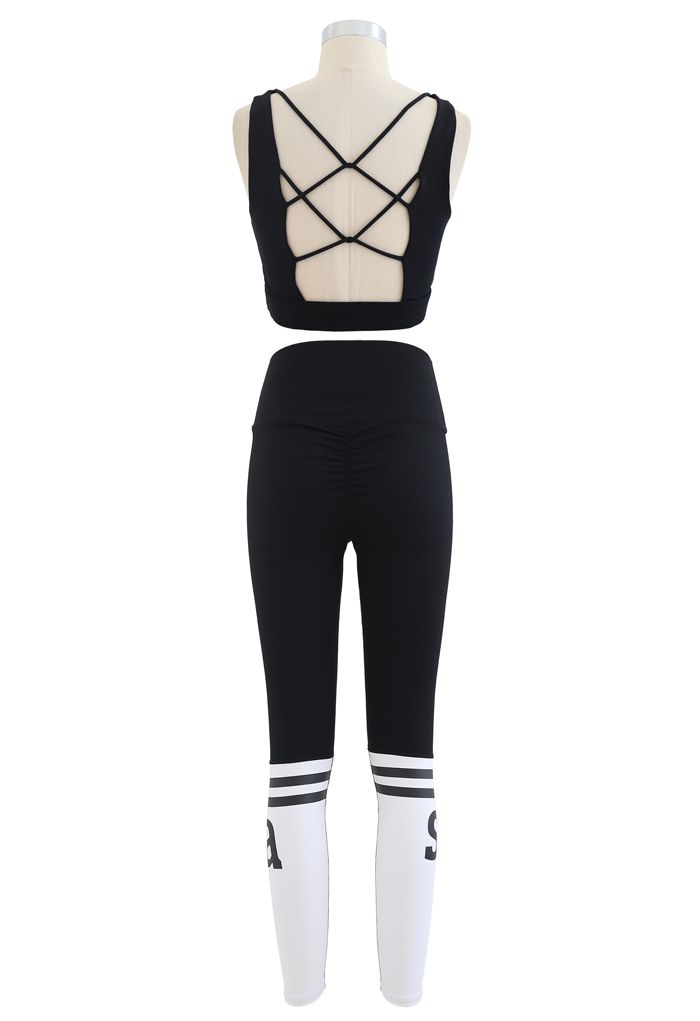 Conjunto de sujetador deportivo con cordones en la espalda y leggings levantadores de glúteos en negro