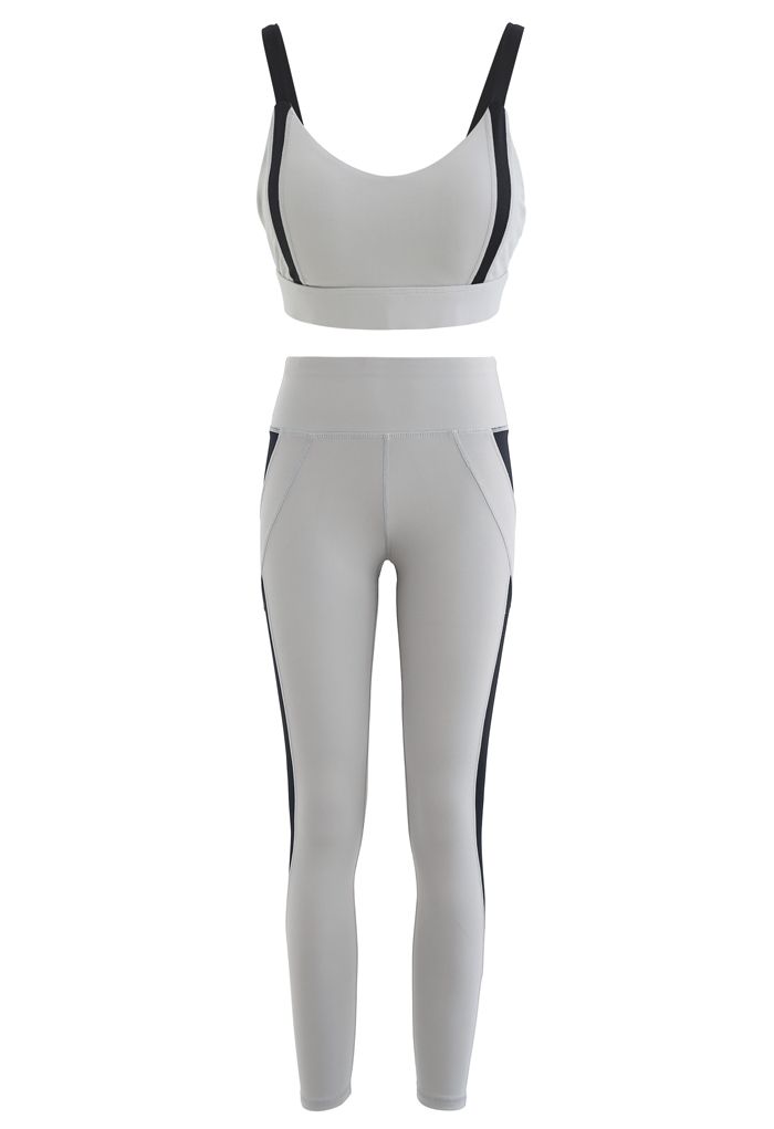Conjunto de sujetador deportivo bicolor y leggings con aplicaciones de malla en azul polvoriento