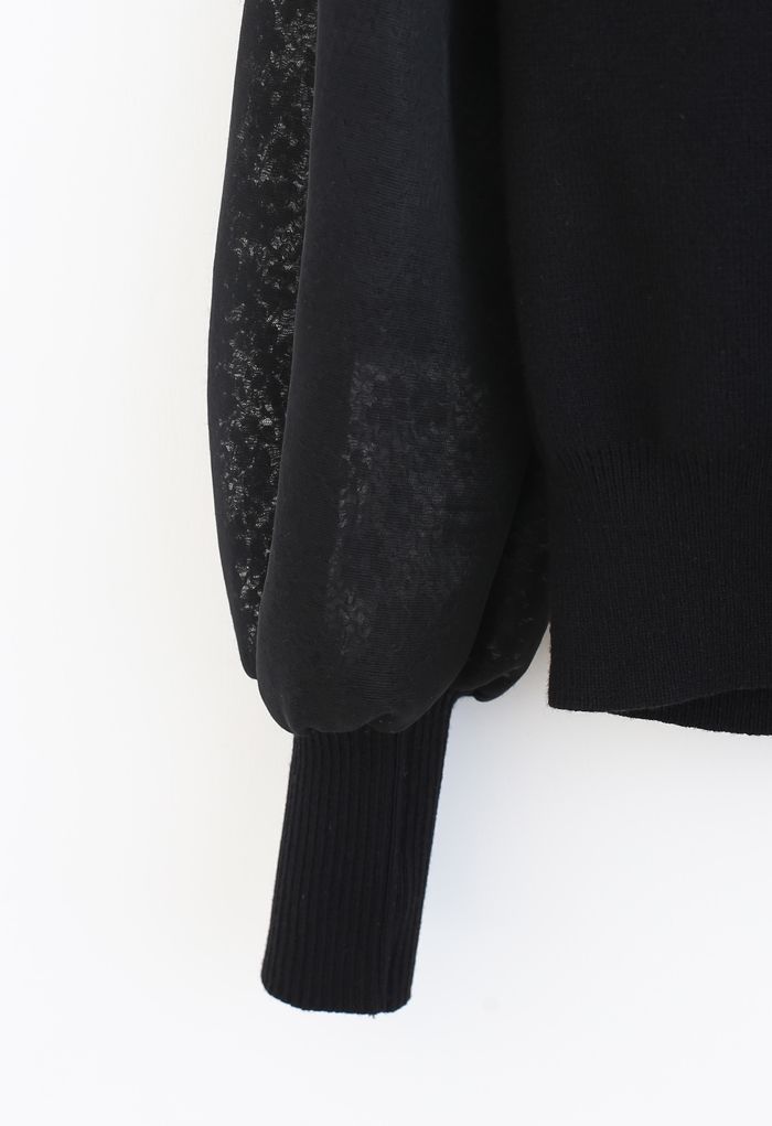 Suéter de punto empalmado con mangas de malla de flores en negro