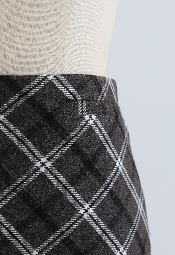 Elegante minifalda de mezcla de lana a cuadros en color humo
