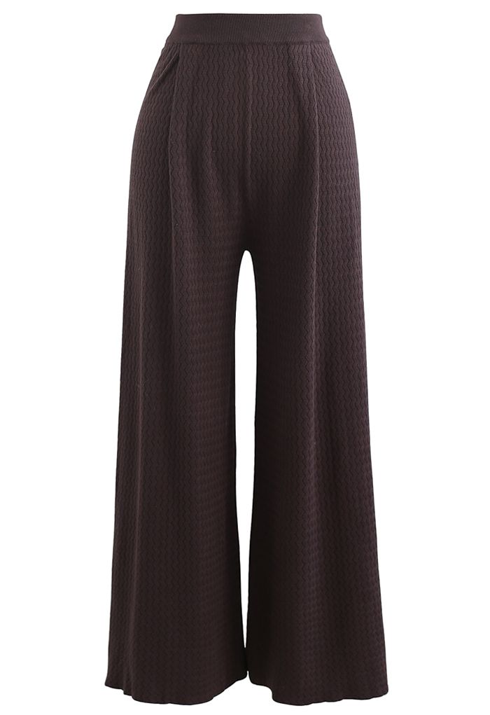 Pantalones de punto con textura ondulada en marrón