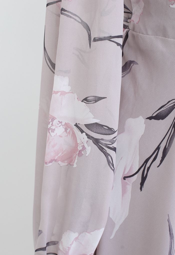 Impresionante vestido largo de gasa con estampado floral lavanda
