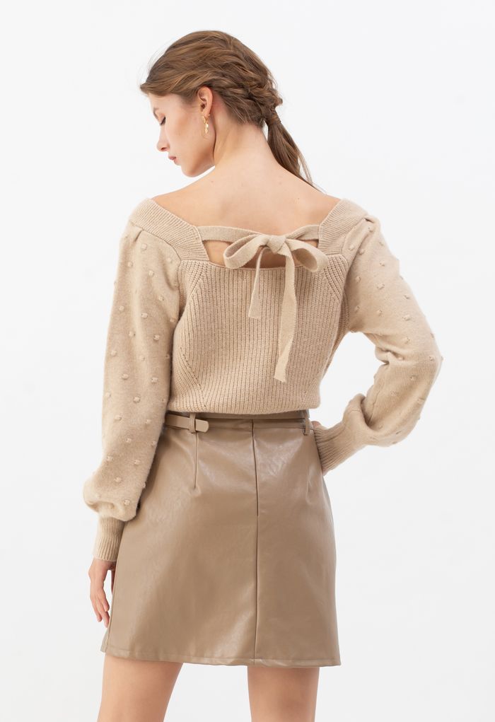 Suéter de punto con cuello cuadrado en la espalda con lazo en marrón claro