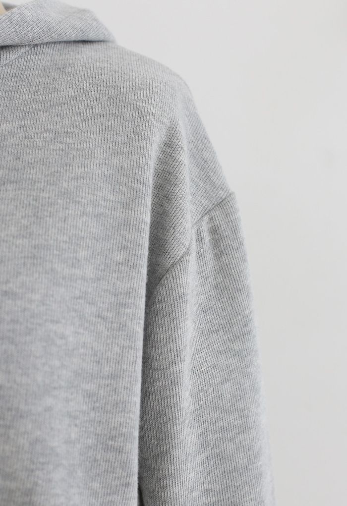 Conjunto corto con capucha y shorts de mezcla de algodón en gris