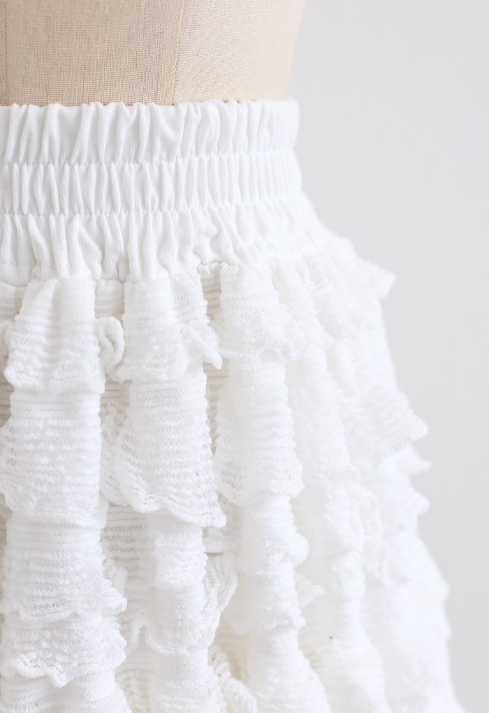 Conjunto de falda y cárdigan con relleno ondulado a capas en blanco