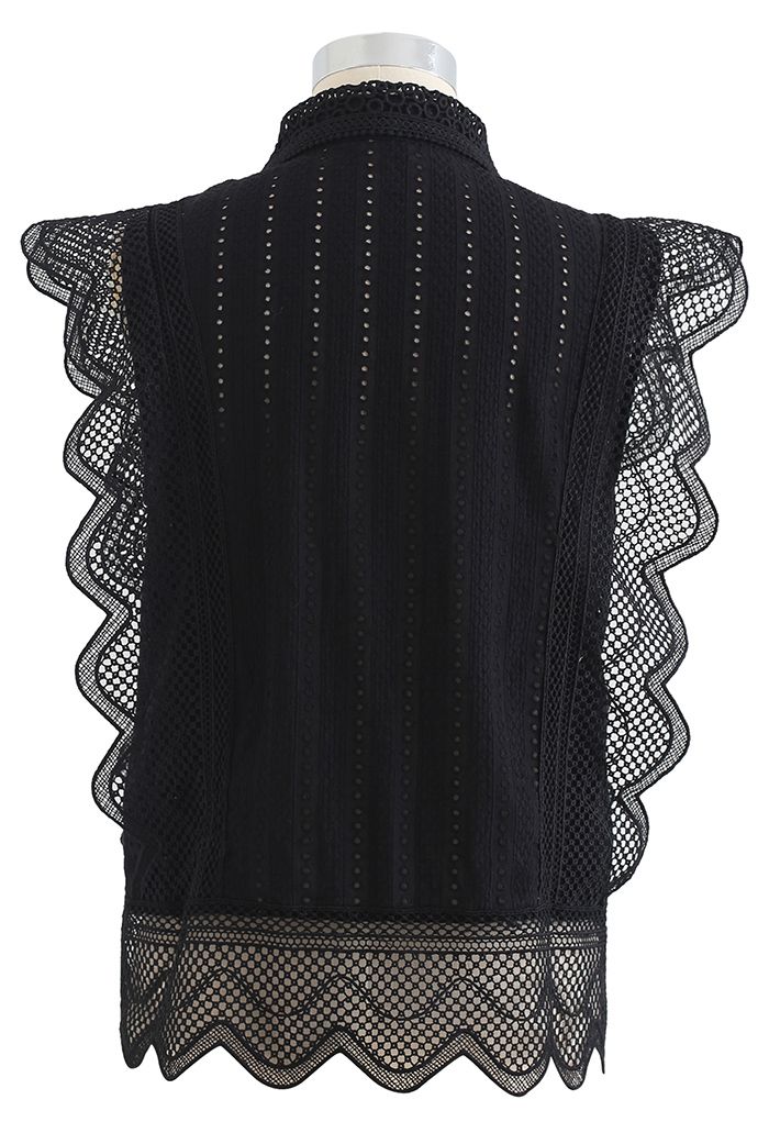 Camisa sin mangas bordada con ojales de encaje ondulado en negro