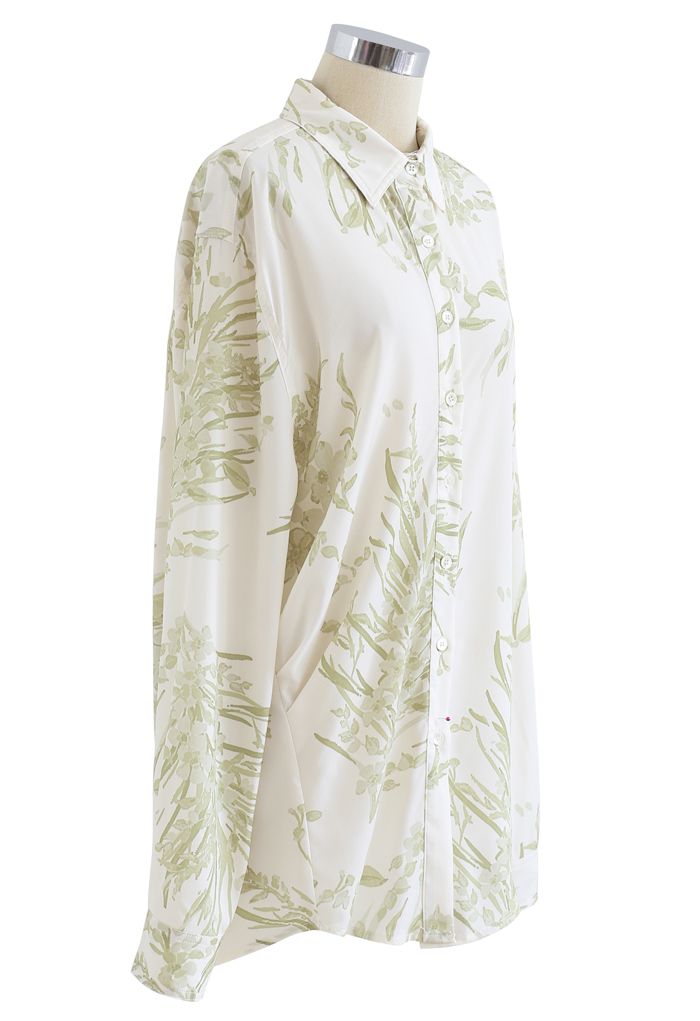 Camisa amplia con estampado floral Dainty en verde musgo