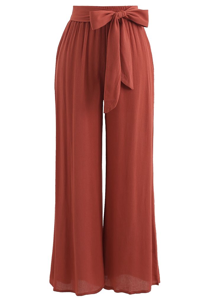 Conjunto de top con escote cuadrado y pantalón con lazo en la cintura en rojo óxido