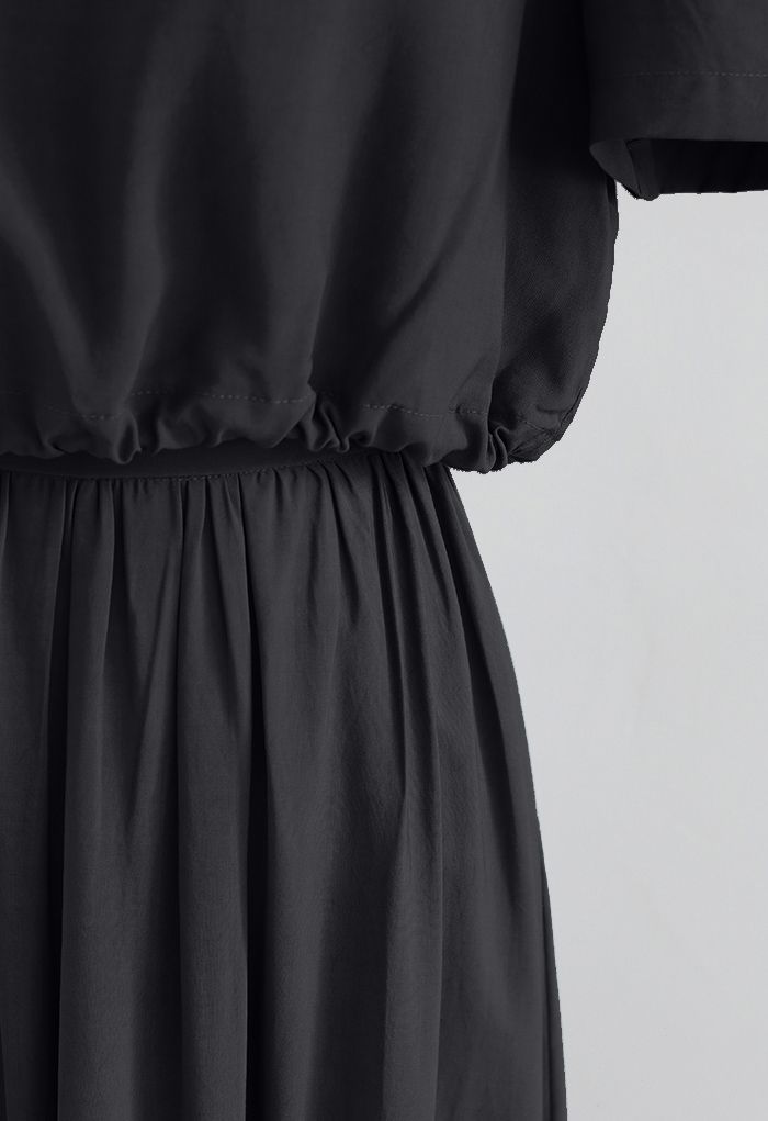 Conjunto de falda y top corto con cordón en la cintura en negro