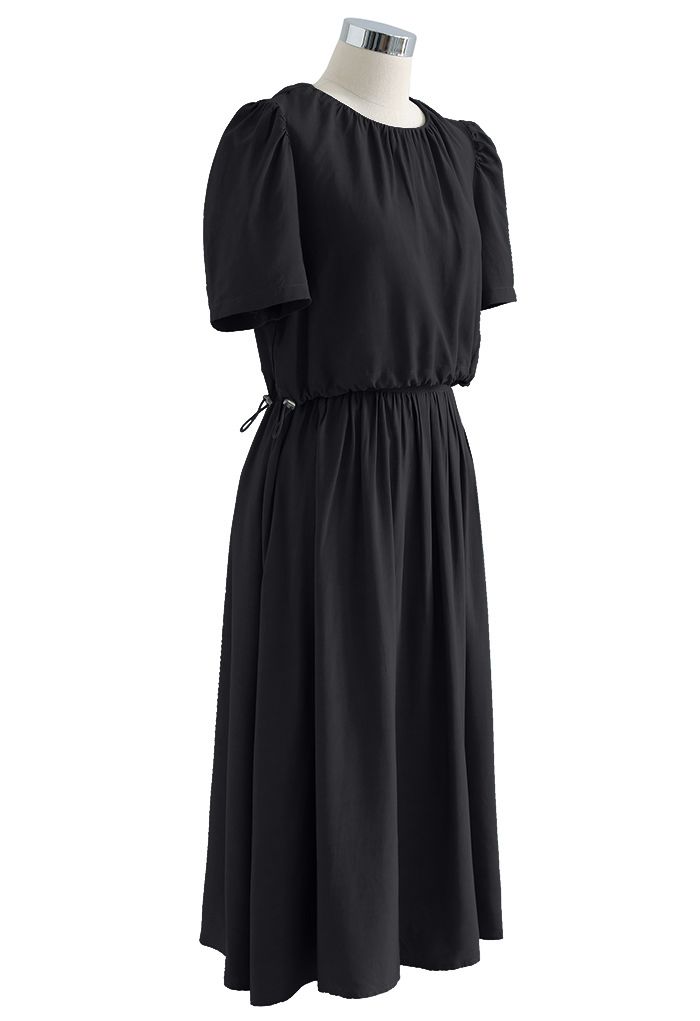 Conjunto de falda y top corto con cordón en la cintura en negro