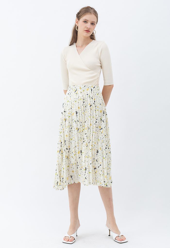 Falda midi plisada con estampado de lunares coloridos