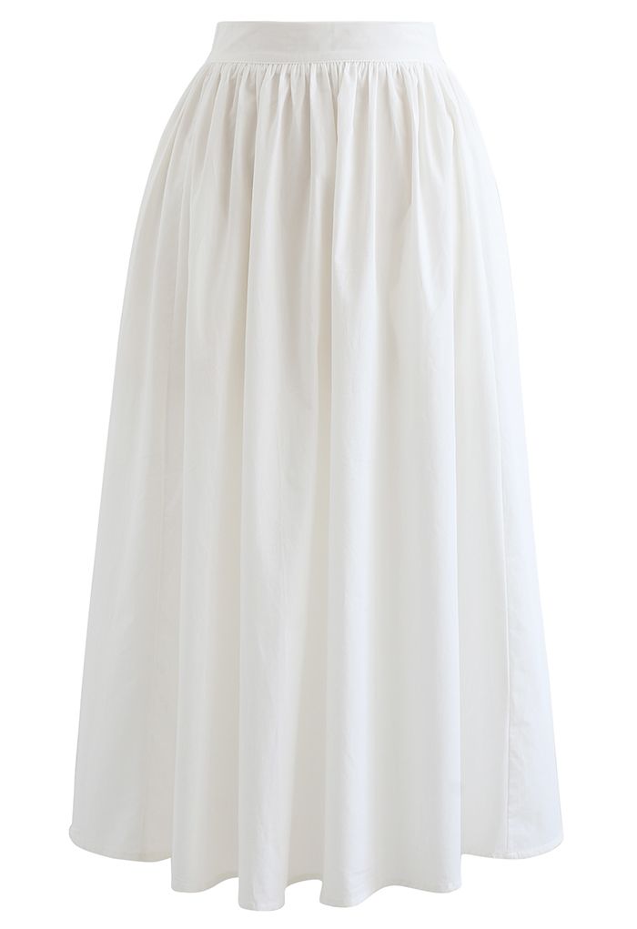 Falda midi de algodón versátil en blanco