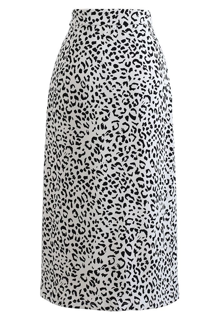 Falda midi con estampado animal y abertura delantera en blanco