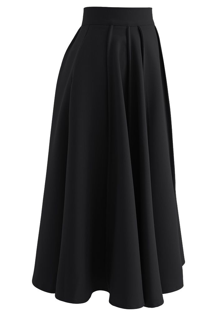 Falda a media pierna con detalle de costuras de cintura alta en negro