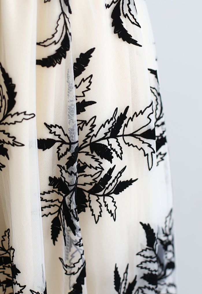 Falda midi de tul de malla de doble capa 3D Leaf en color crema