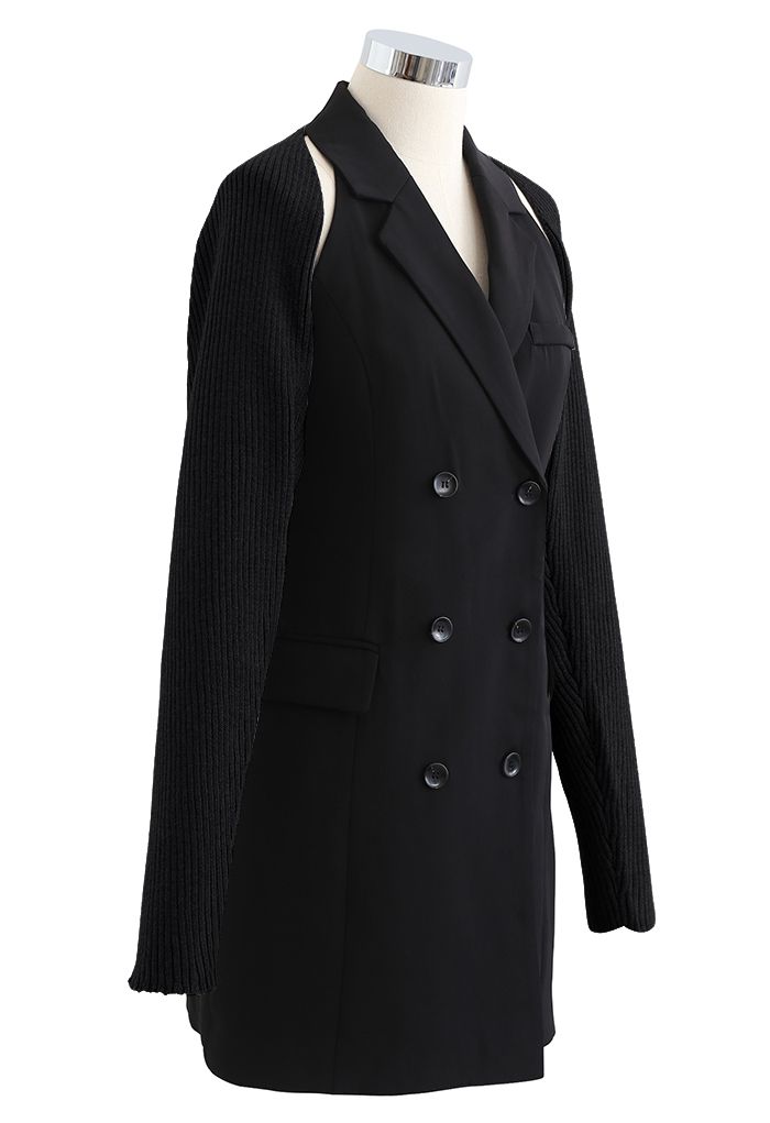 Vestido estilo blazer con doble botonadura y manga de suéter en negro