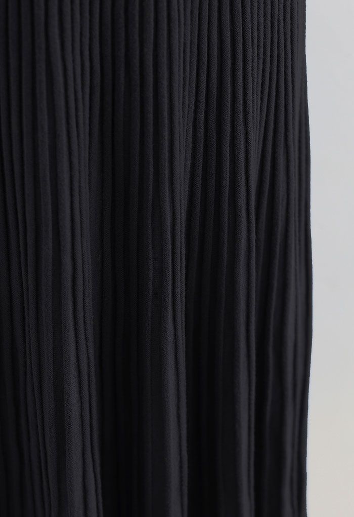 Falda de punto de cintura alta con ventilación lateral en negro