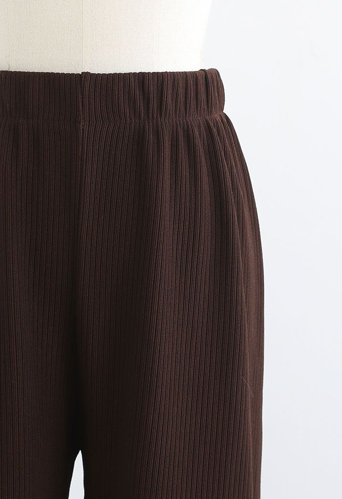 Pantalones de chándal acanalados de pierna recta en marrón