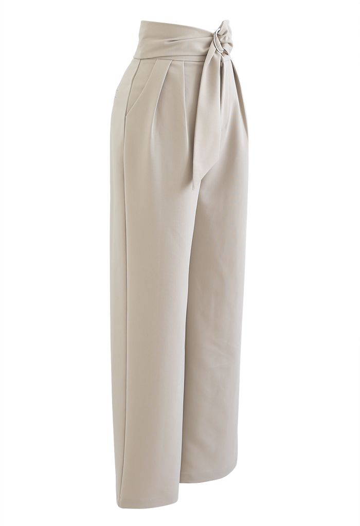 Pantalones anchos con cintura anudada con o-ring en color arena