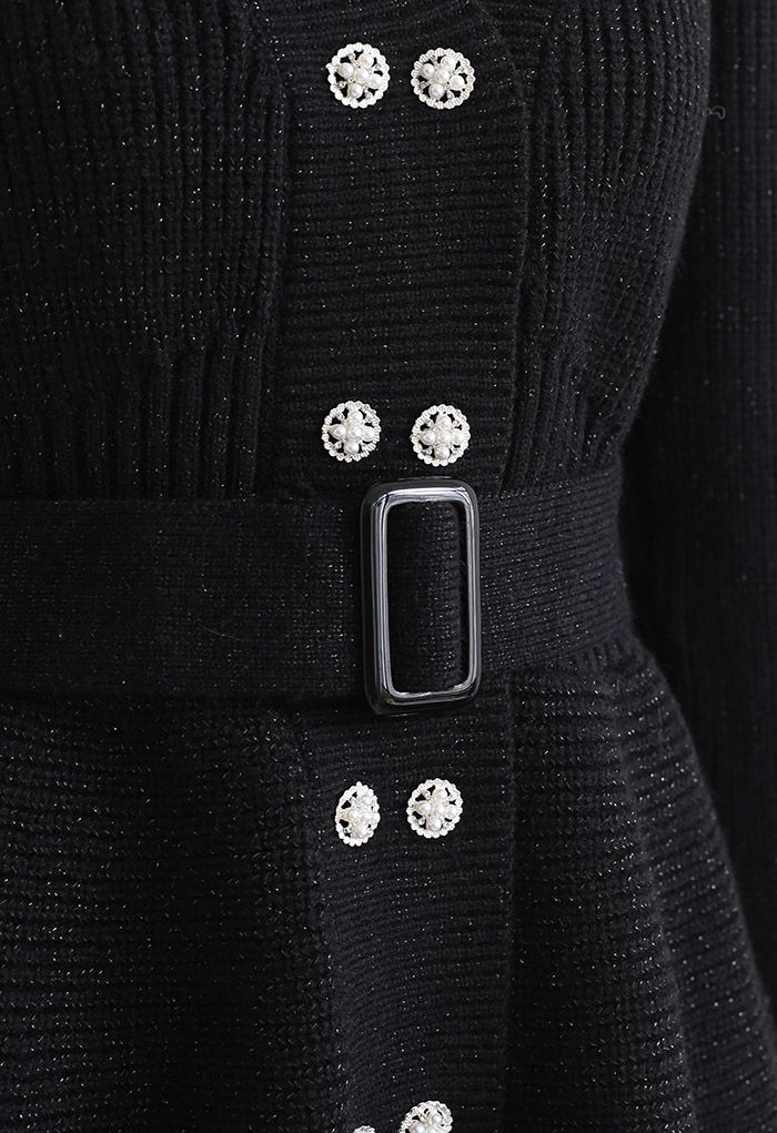 Conjunto de falda lápiz y suéter de punto brillante con peplum en negro