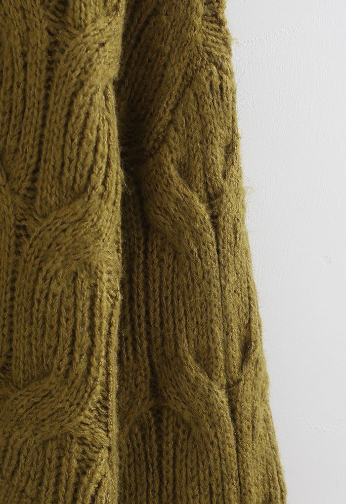 Jersey corto de punto trenzado con cuello redondo en verde musgo