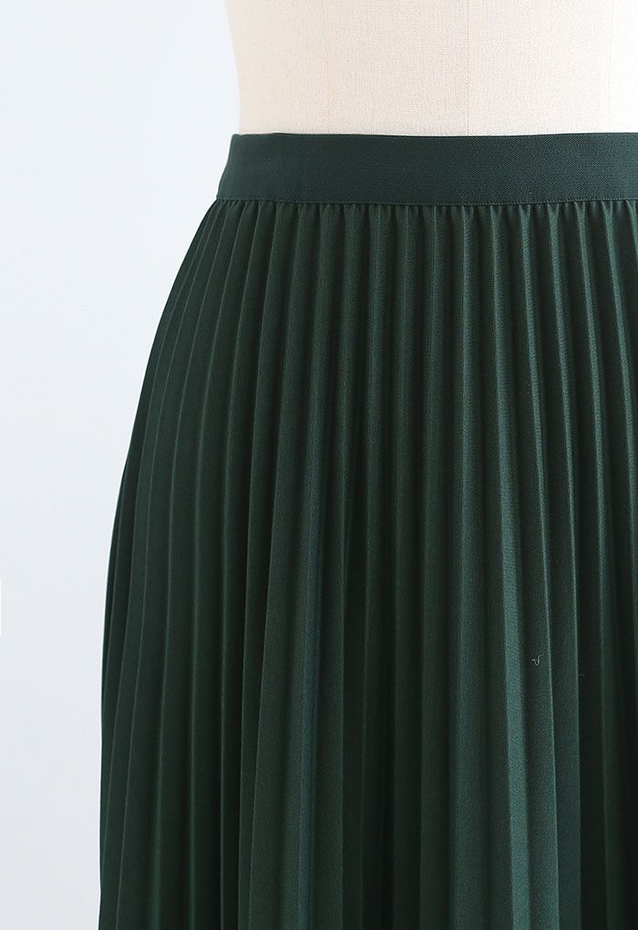 Falda midi plisada en verde oscuro Sencillez