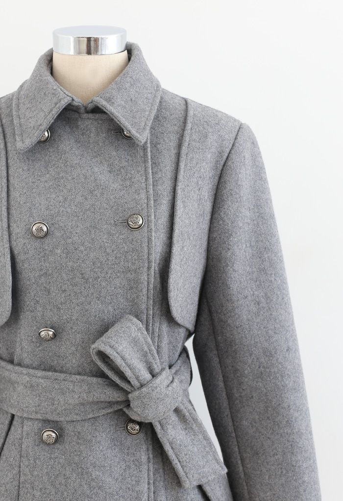 Abrigo largo gris de mezcla de lana con doble botonadura